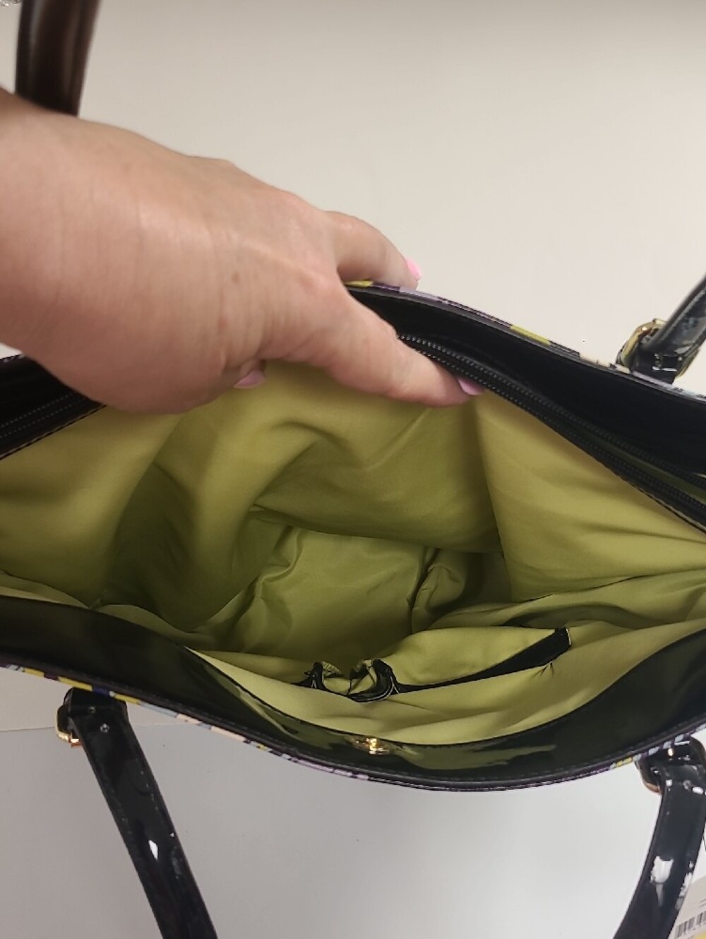 Anne Klein NWT Black Patent Floral Tote with Lavender and Lime Accents - Picture 13 of 14